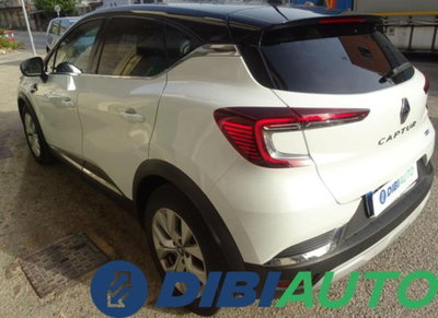 Renault Captur Full Hybrid E-Tech 145 CV Intens (7)