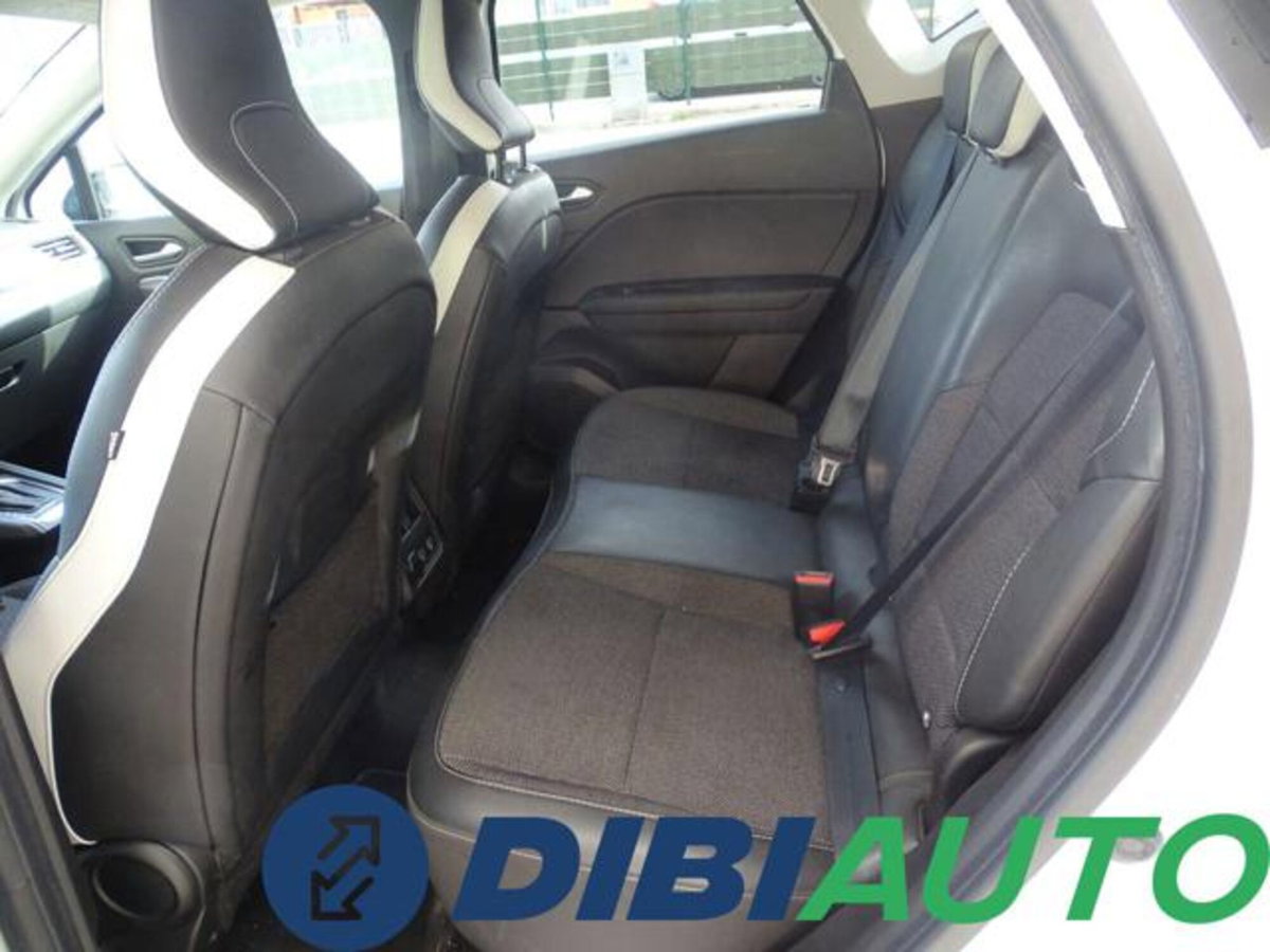 Renault Captur Full Hybrid E-Tech 145 CV Intens (9)