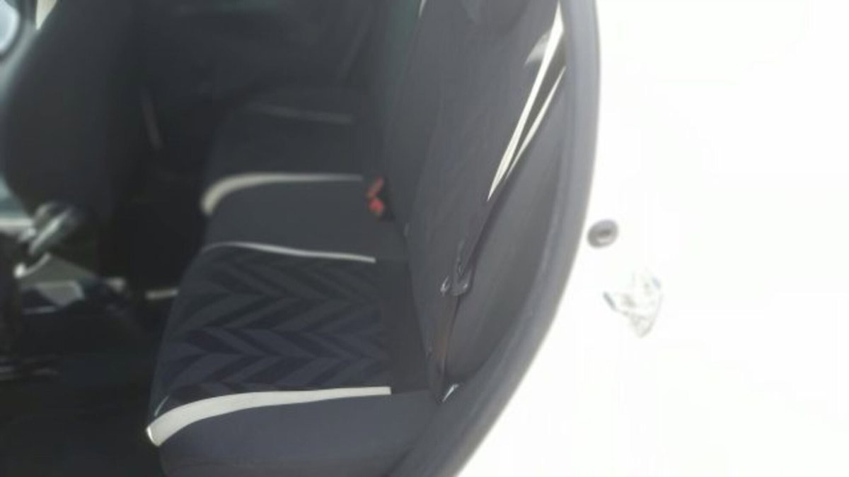 Lancia Ypsilon 1.2 69 CV 5 porte Silver (11)