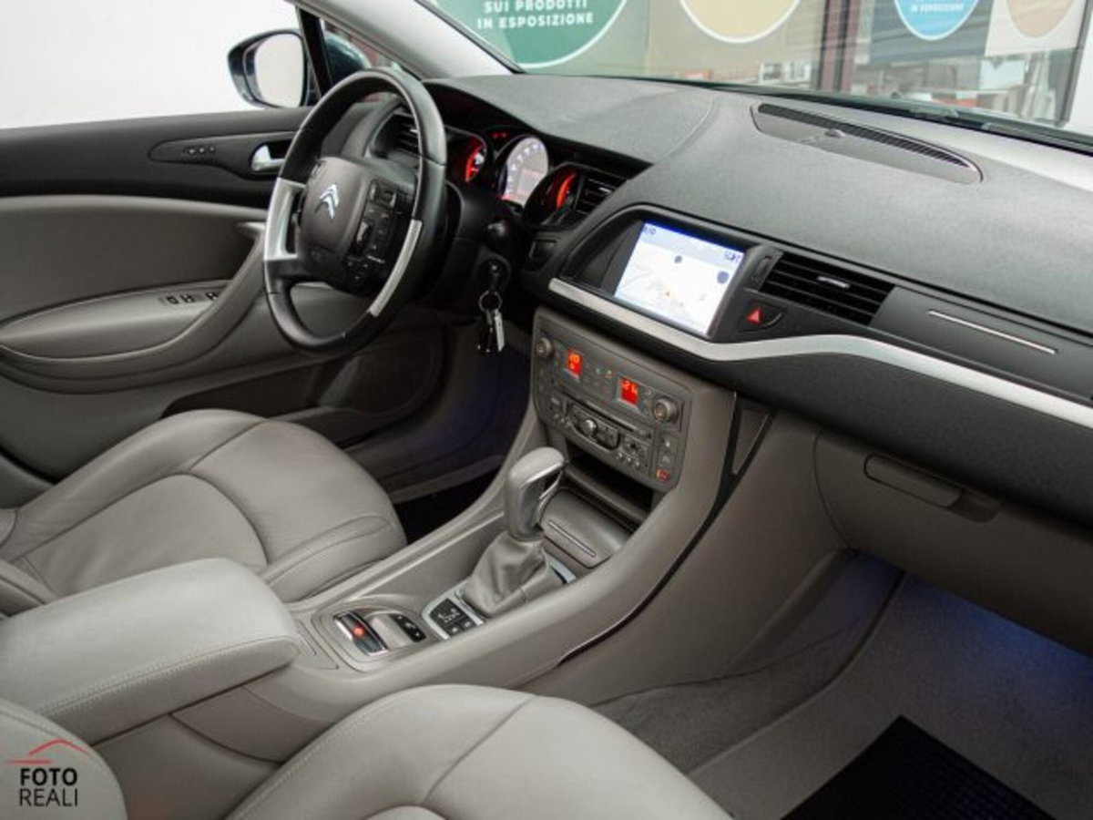 Citroen C5 2.0 HDi 163 aut. Executive (14)