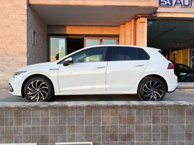 Volkswagen Golf Variant 2.0 TDI SCR DSG Life (8)