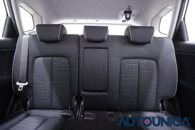 Kia Venga 1.4 CVVT LX Easy (11)