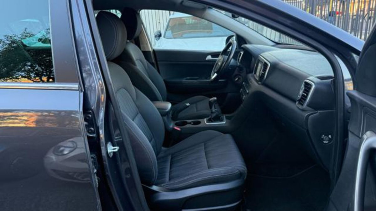 Kia Sportage 1.7 CRDI 2WD Class (18)