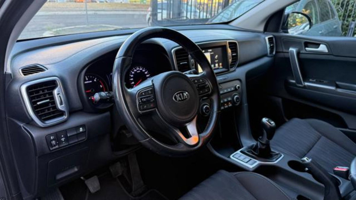 Kia Sportage 1.7 CRDI 2WD Class (19)