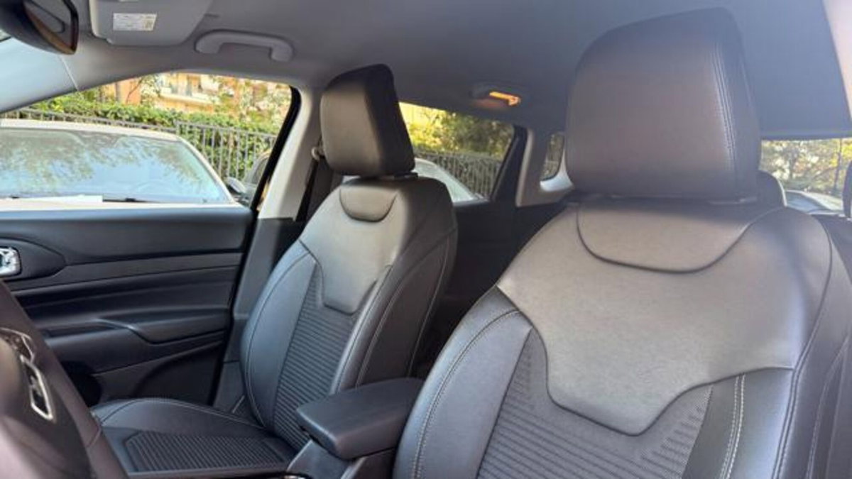 Jeep Compass 1.6 Multijet II 2WD S (14)