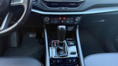 Jeep Compass 1.3 T4 190CV PHEV AT6 4xe Limited (13)