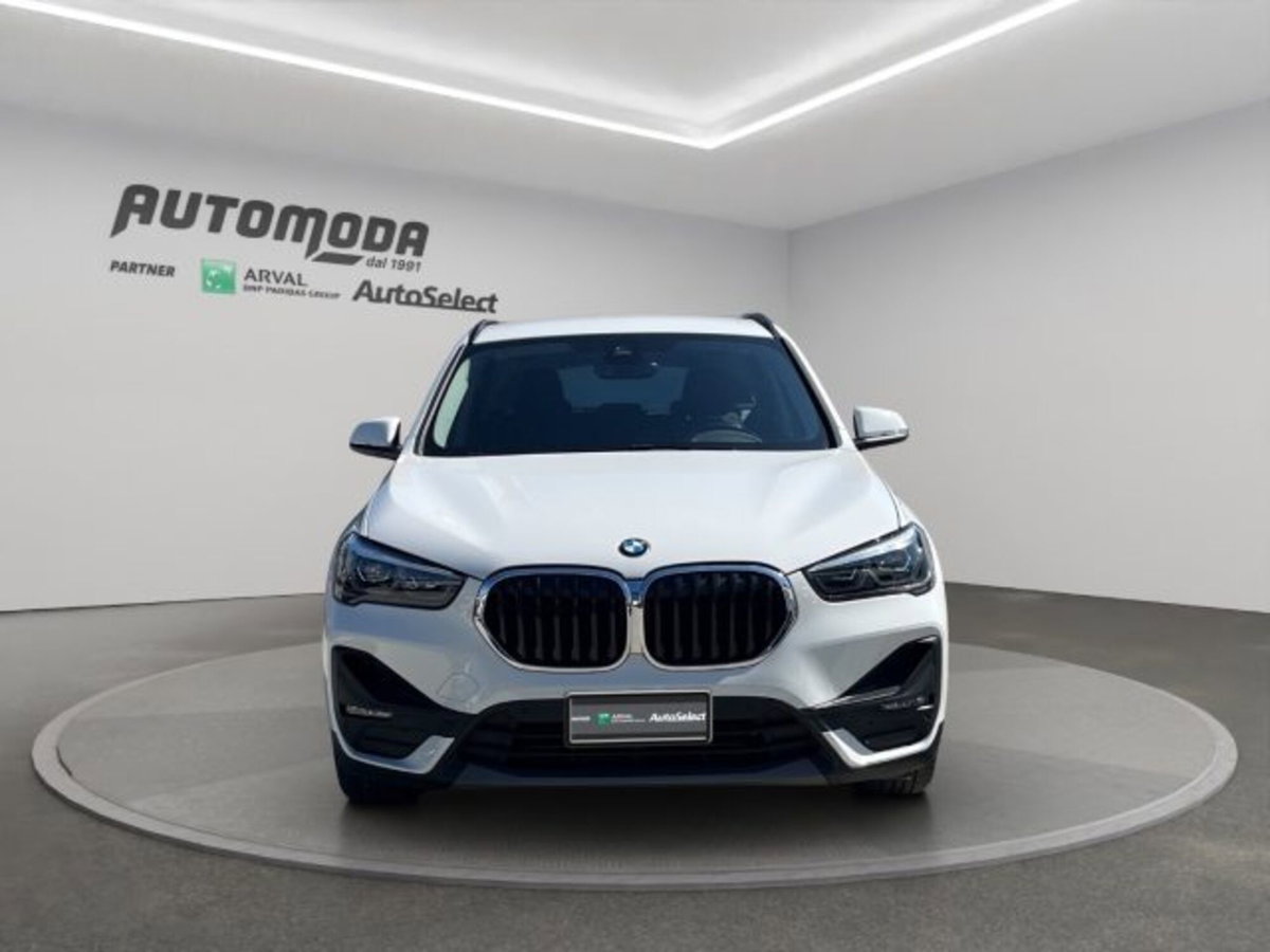 BMW X1 xDrive25e Business Advantage (2)