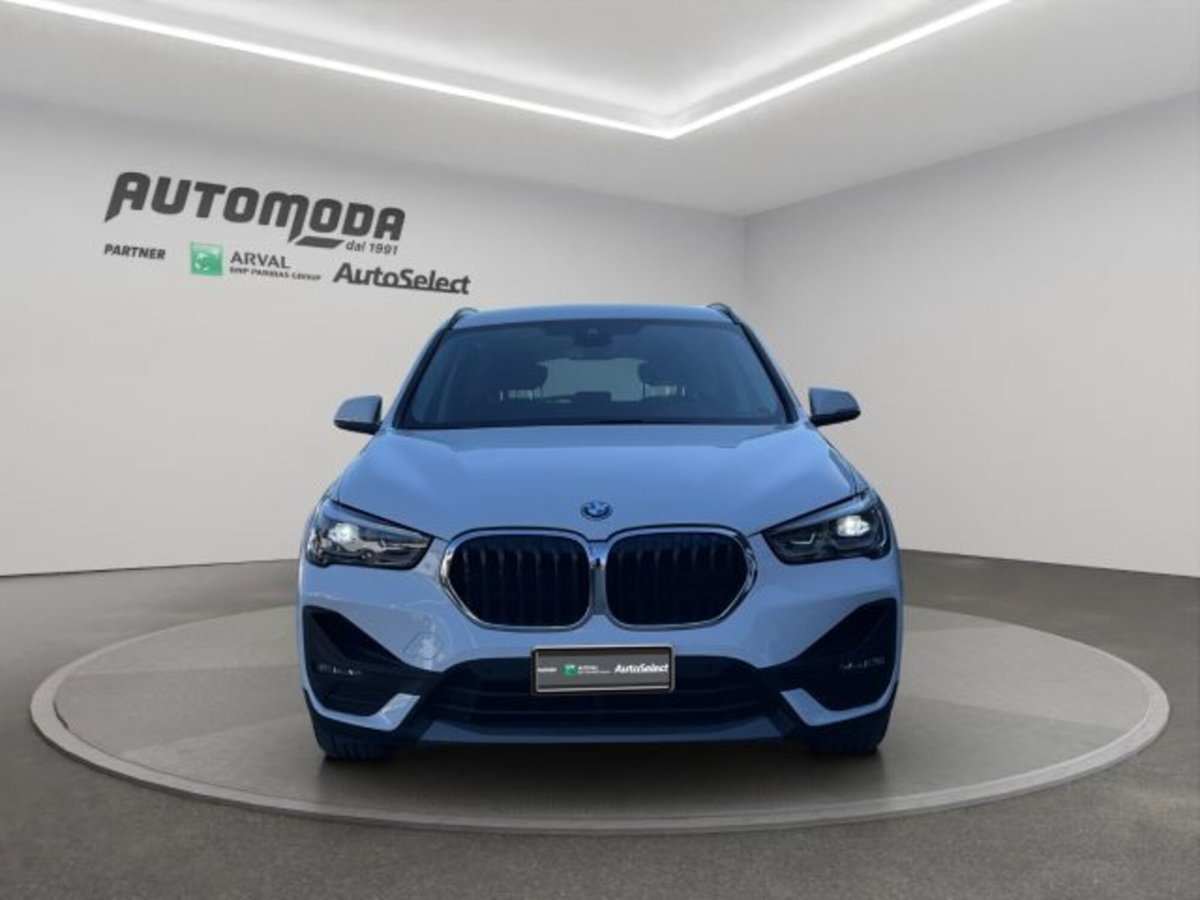 BMW X1 xDrive25e Business Advantage (2)