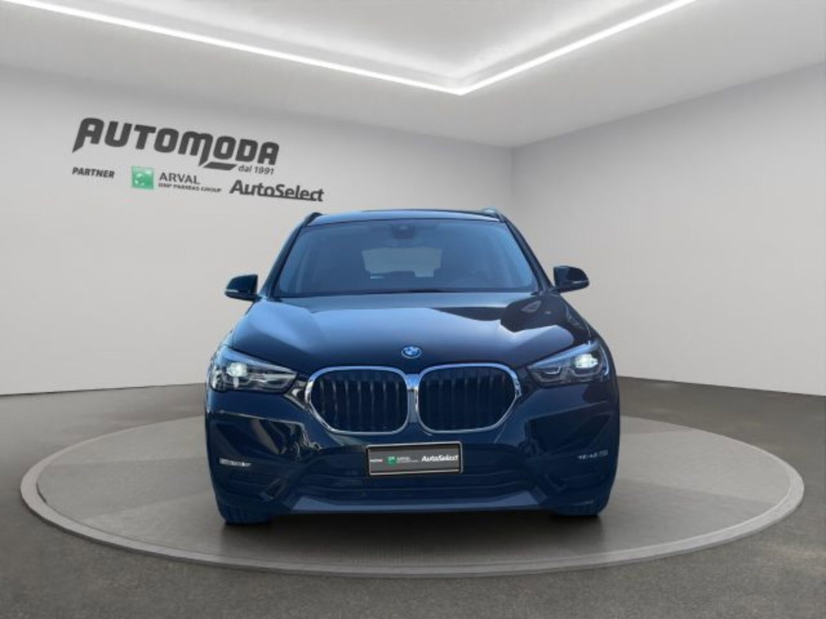 BMW X1 xDrive25e Business Advantage (2)