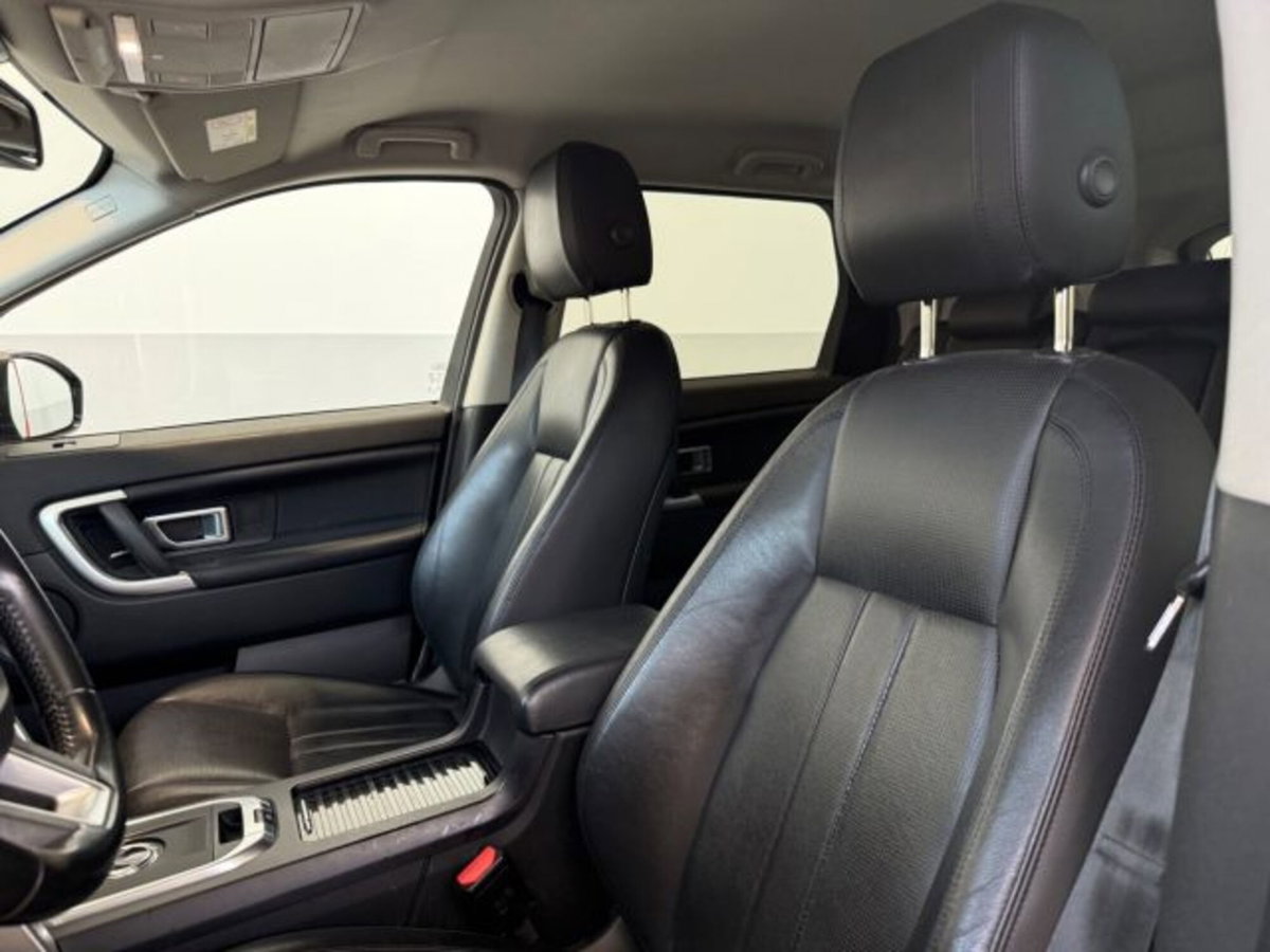 Land Rover Discovery Sport 2.0 TD4 150 CV HSE (12)