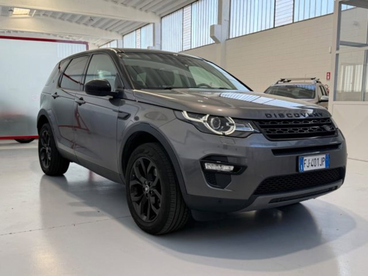 Land Rover Discovery Sport 2.0 TD4 150 CV HSE (3)