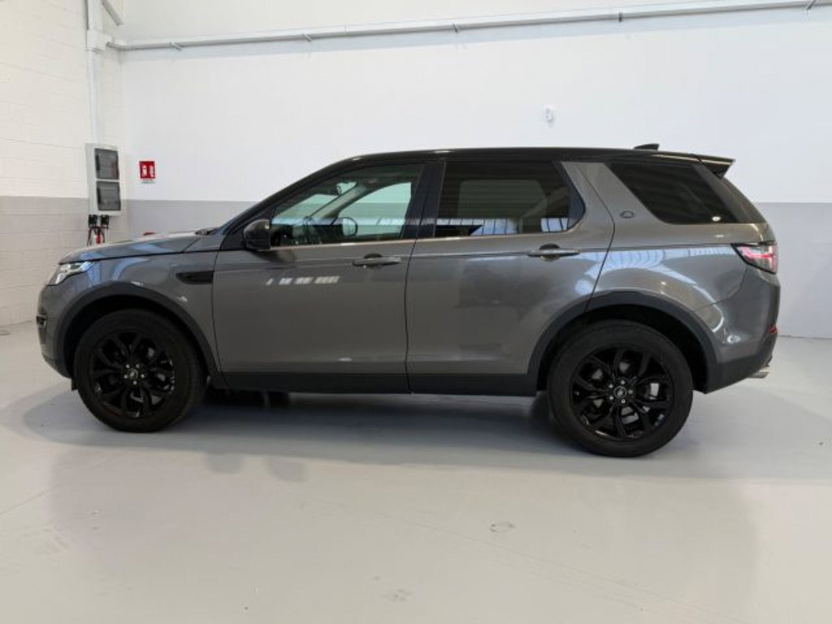 Land Rover Discovery Sport 2.0 TD4 150 CV HSE (8)