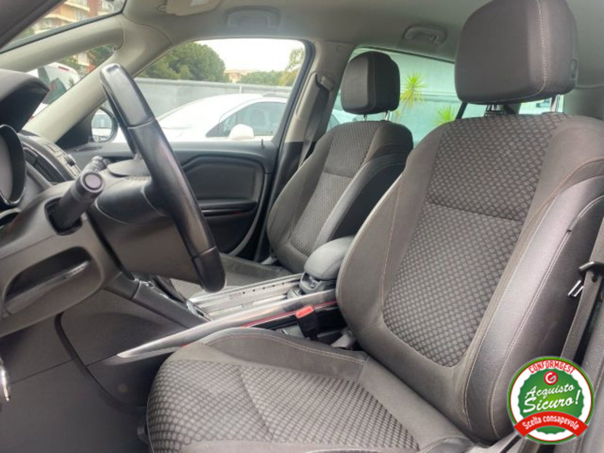 Opel Zafira Tourer 2.0 CDTi 130CV aut. Cosmo (8)