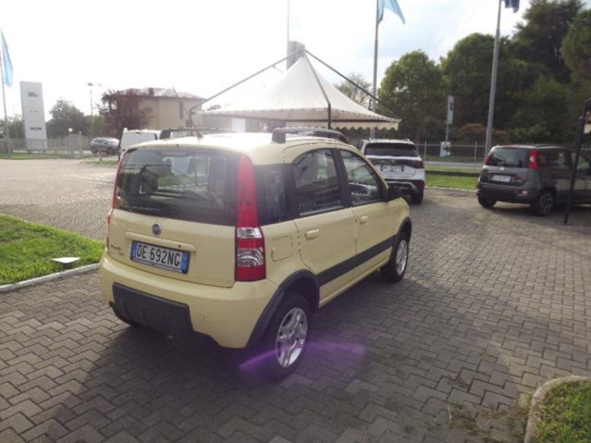 Fiat Panda 1.2 4x4 Climbing (8)
