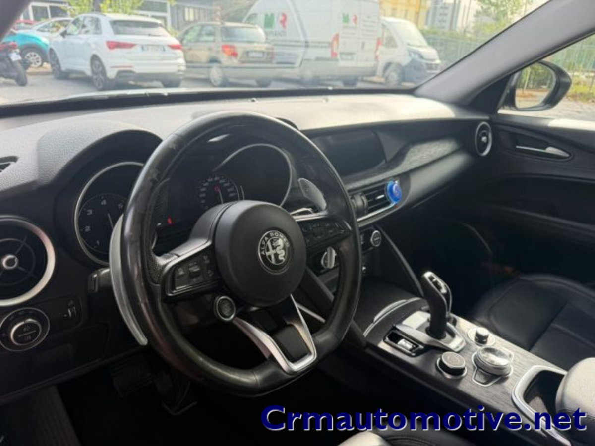 Alfa Romeo Stelvio Stelvio 2.2 Turbodiesel 190 CV AT8 RWD Executive (7)