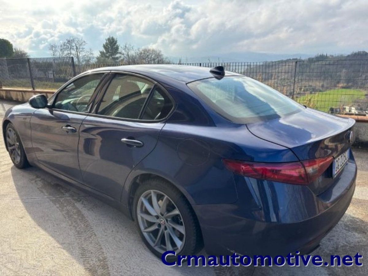 Alfa Romeo Giulia 2.2 Turbodiesel 160 CV AT8 Sprint (4)