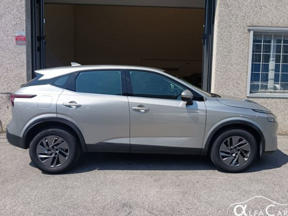 Nissan Qashqai 1.3 mhev Business 2wd 158cv xtronic (17)
