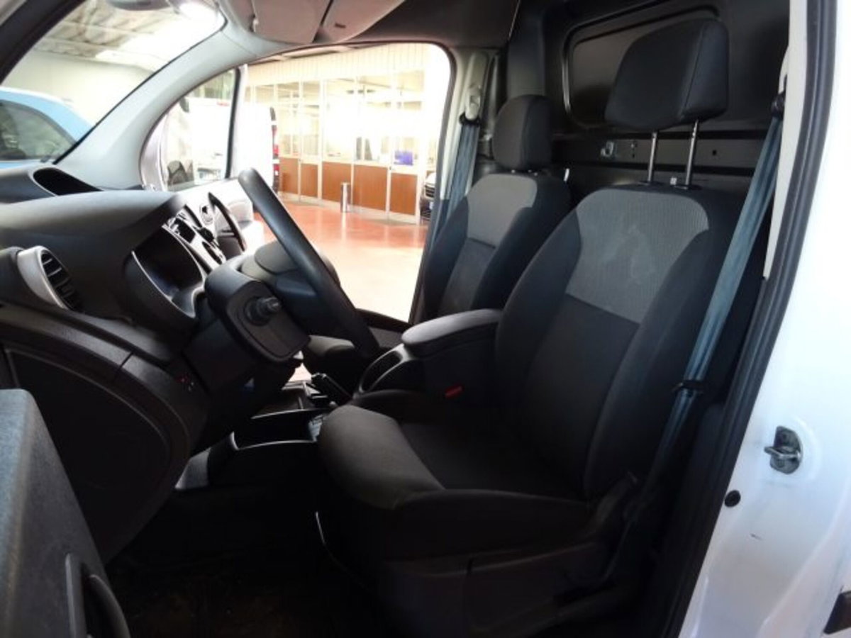 Renault Kangoo 1.5 dCi 75CV F.AP. Stop & Start 4p. Express (11)