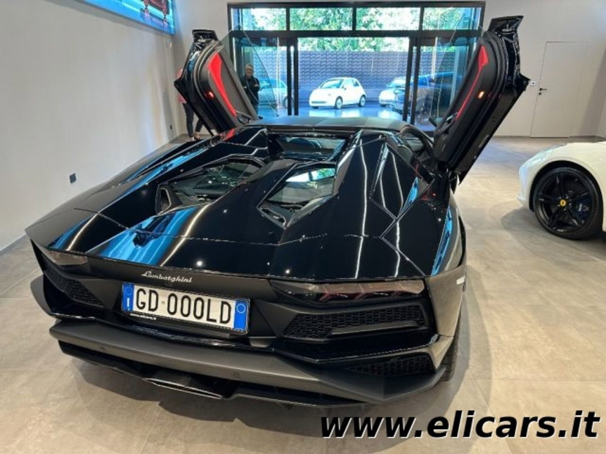 Lamborghini Aventador Cabrio S 6.5 V12 Roadster (3)