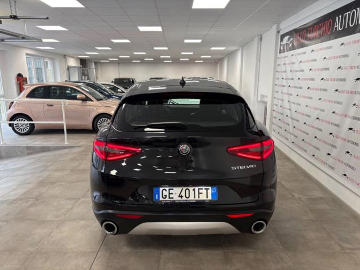 Alfa Romeo Stelvio Stelvio 2.2 Turbodiesel 160 CV AT8 RWD Super Business (5)