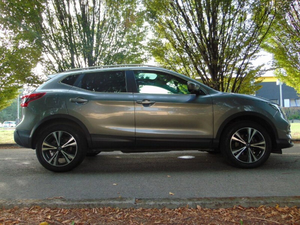 Nissan Qashqai 1.2 DIG-T N-Connecta (11)