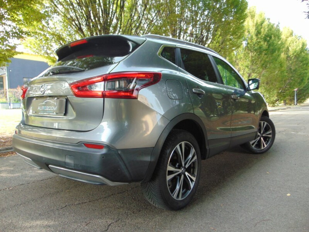 Nissan Qashqai 1.2 DIG-T N-Connecta (9)