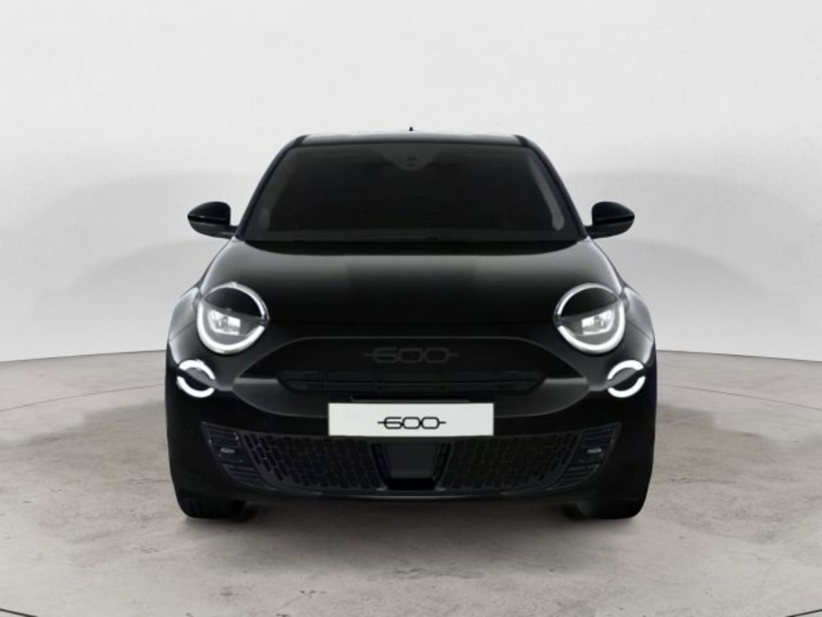 Fiat 600 1.2 hybrid Sport 145cv auto (2)