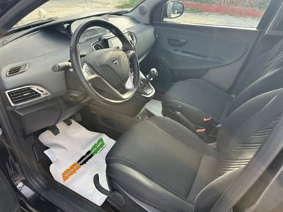 Lancia Ypsilon 1.0 FireFly 5 porte S&S Hybrid Gold Plus (5)