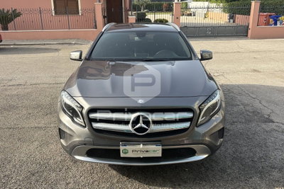 Mercedes-Benz GLA SUV 200 CDI Automatic 4Matic Executive (2)