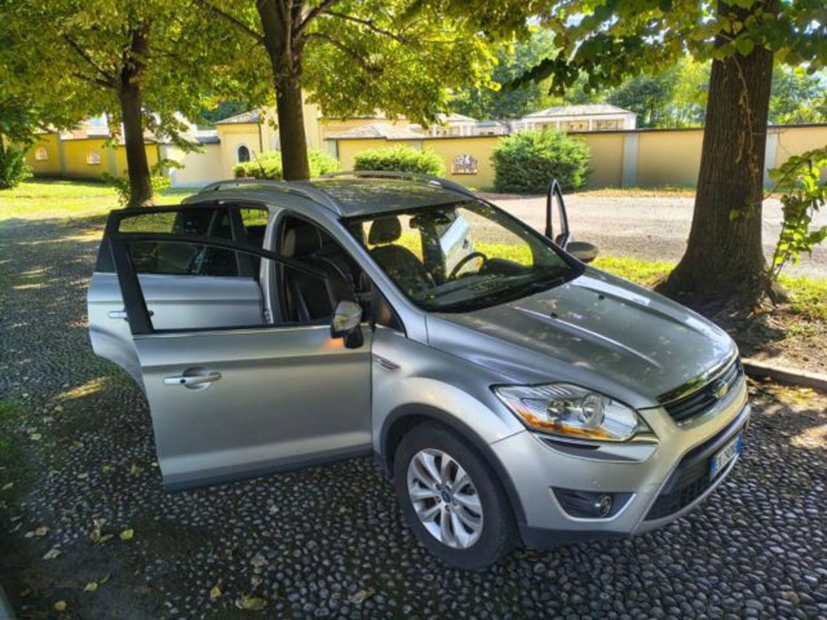 Ford Kuga 2.0 TDCi 163 CV 4WD DPF (18)