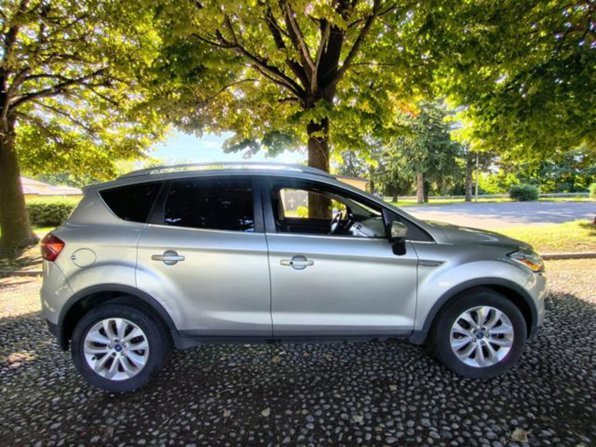 Ford Kuga 2.0 TDCi 163 CV 4WD DPF (4)