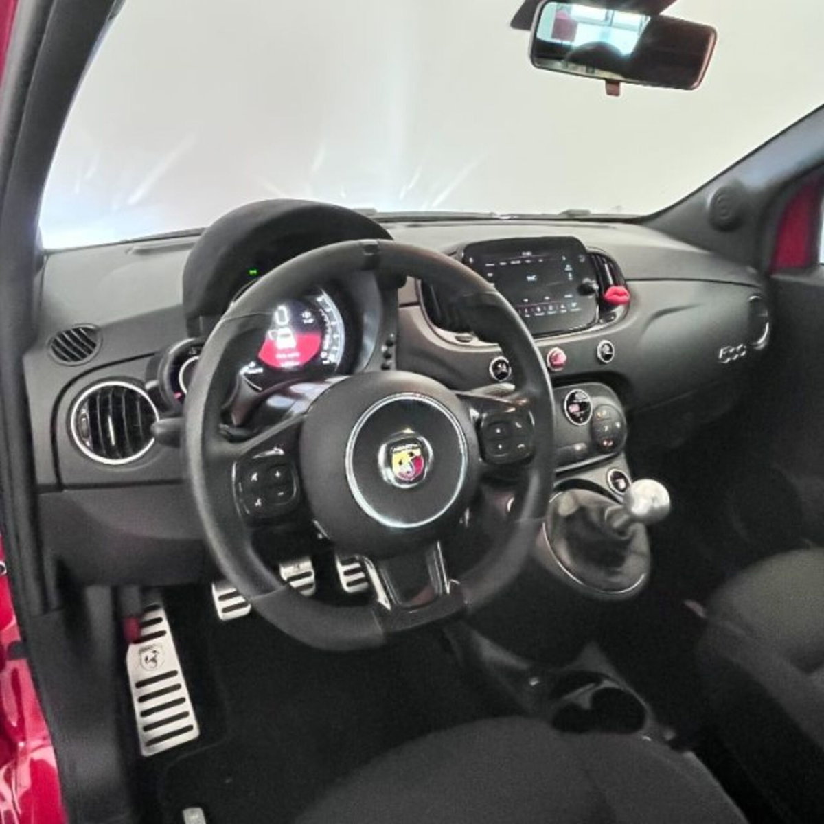 Abarth 695 695 1.4 Turbo T-Jet 180 CV Tributo 131 Rally (10)