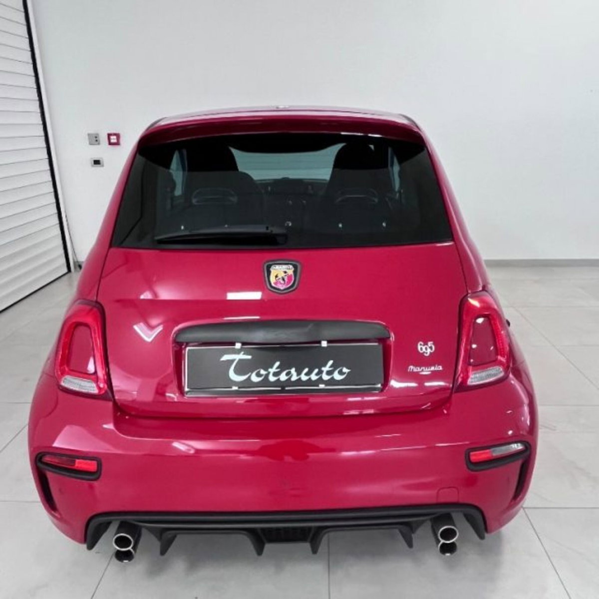 Abarth 695 695 1.4 Turbo T-Jet 180 CV Tributo 131 Rally (9)