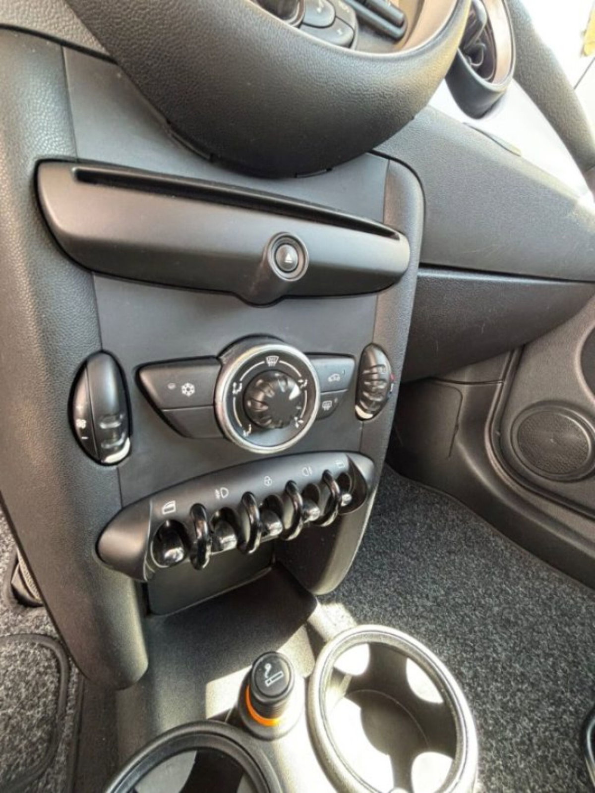 MINI Mini 1.6 16V One D (8)