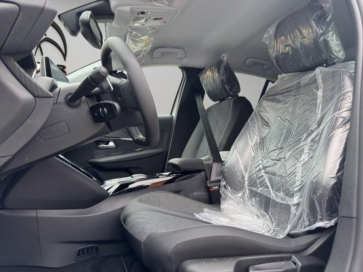 Peugeot 208 motore elettrico 136 CV 5 porte Allure Pack (14)