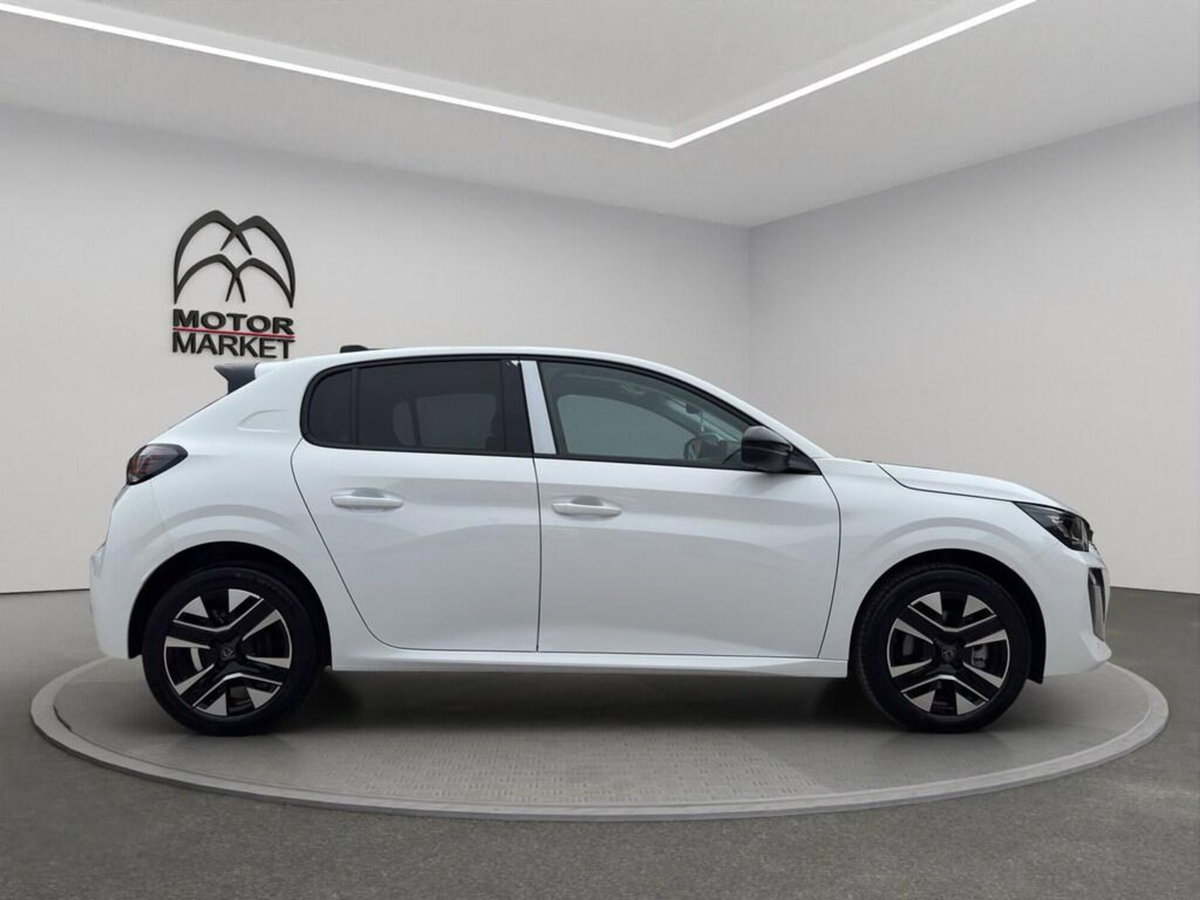 Peugeot 208 motore elettrico 136 CV 5 porte Allure Pack (4)