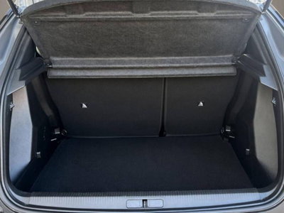 Peugeot 2008 1.2 hybrid Allure 145cv e-dcs6 (7)