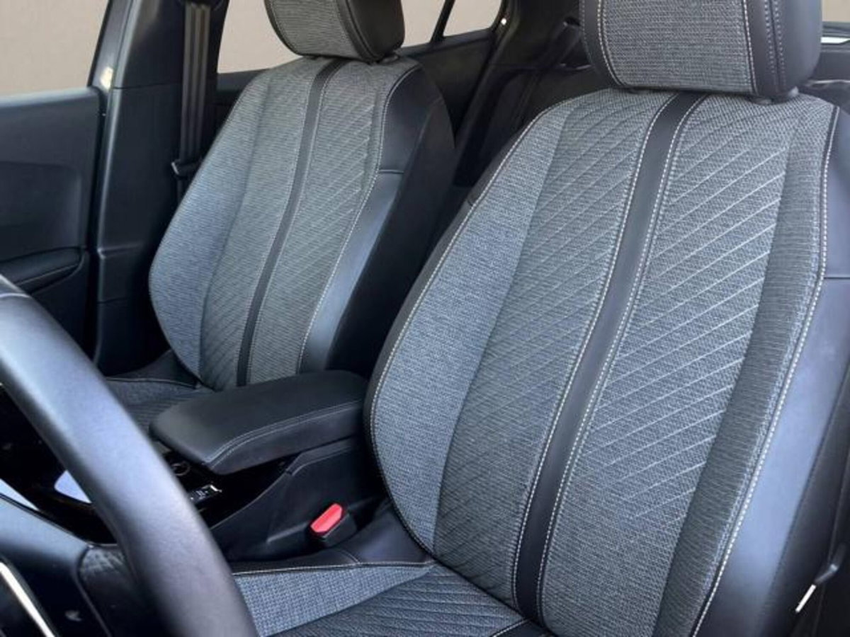 Peugeot 2008 1.2 hybrid Allure 145cv e-dcs6 (9)