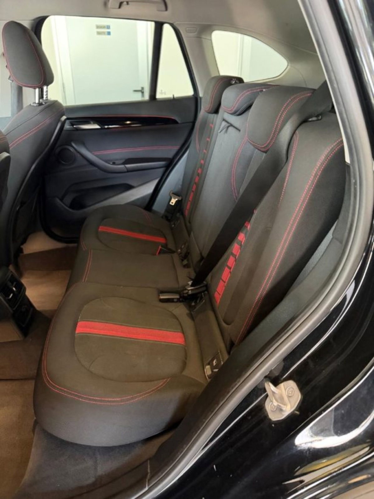 BMW X1 xDrive18d Sport (14)