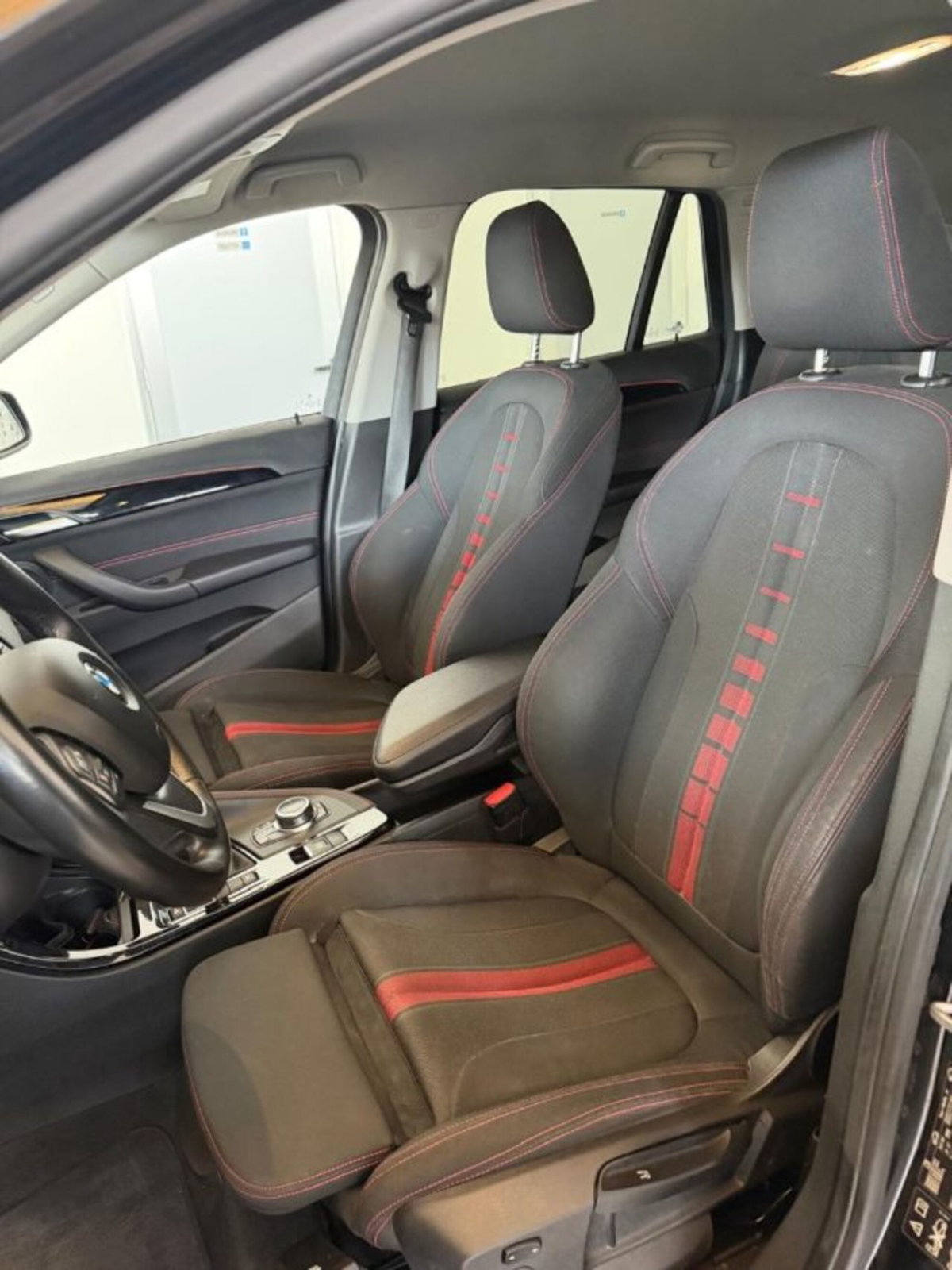 BMW X1 xDrive18d Sport (18)