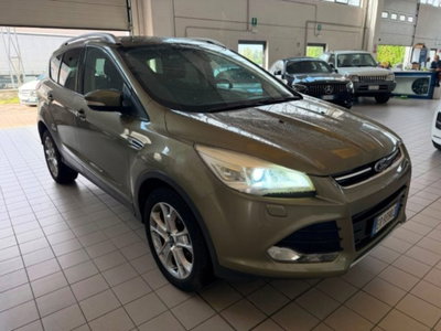 Ford Kuga 2.0 TDCI 140 CV 4WD Titanium (3)