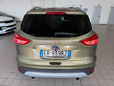 Ford Kuga 2.0 TDCI 140 CV 4WD Titanium (5)