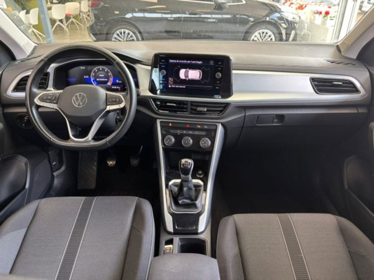 Volkswagen T-Roc 1.0 tsi Edition 110cv (10)