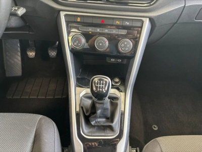 Volkswagen T-Roc 1.0 tsi Edition 110cv (14)