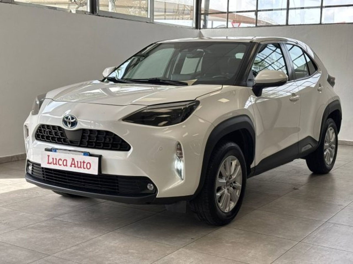 Toyota Yaris Cross 1.5h GR Sport Black Sky fwd 116cv e-cvt