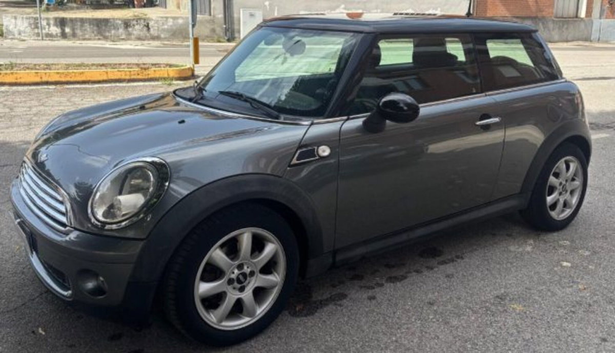 MINI Mini 1.4 16V One (55kW) (2)