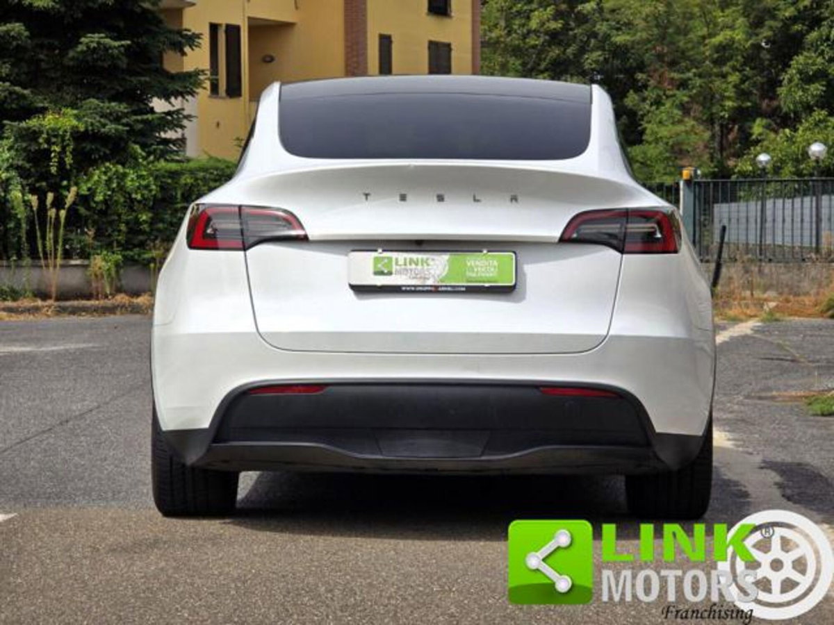 Tesla Model Y Long Range Single Motor rwd (2)