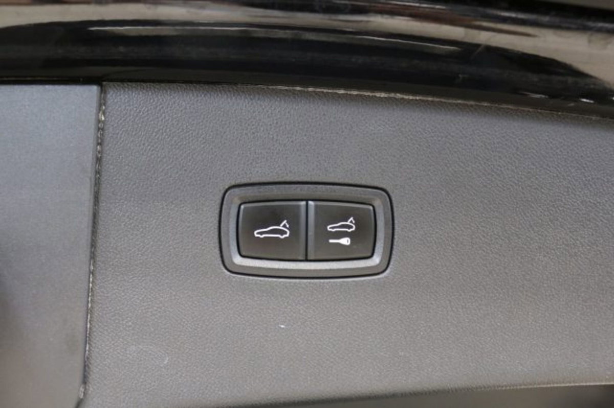 Porsche Cayenne Coupé 3.0 V6 Platinum Edition (17)