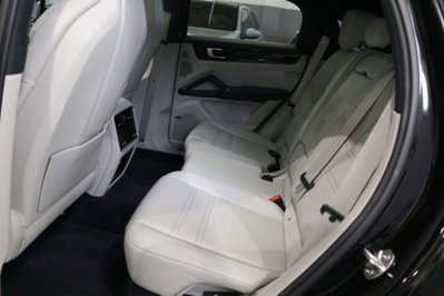Porsche Cayenne Coupé 3.0 V6 Platinum Edition (18)