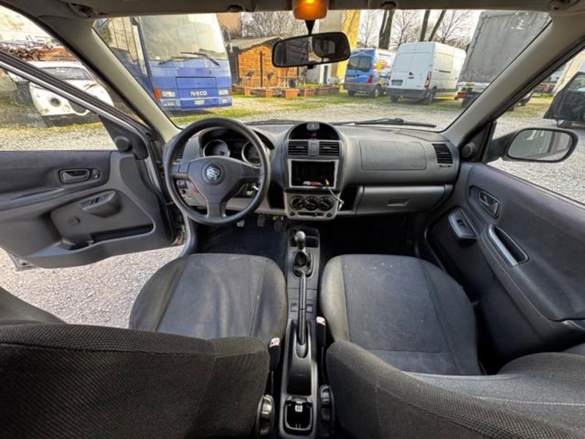 Suzuki Ignis 1.3 16V cat Deluxe (11)